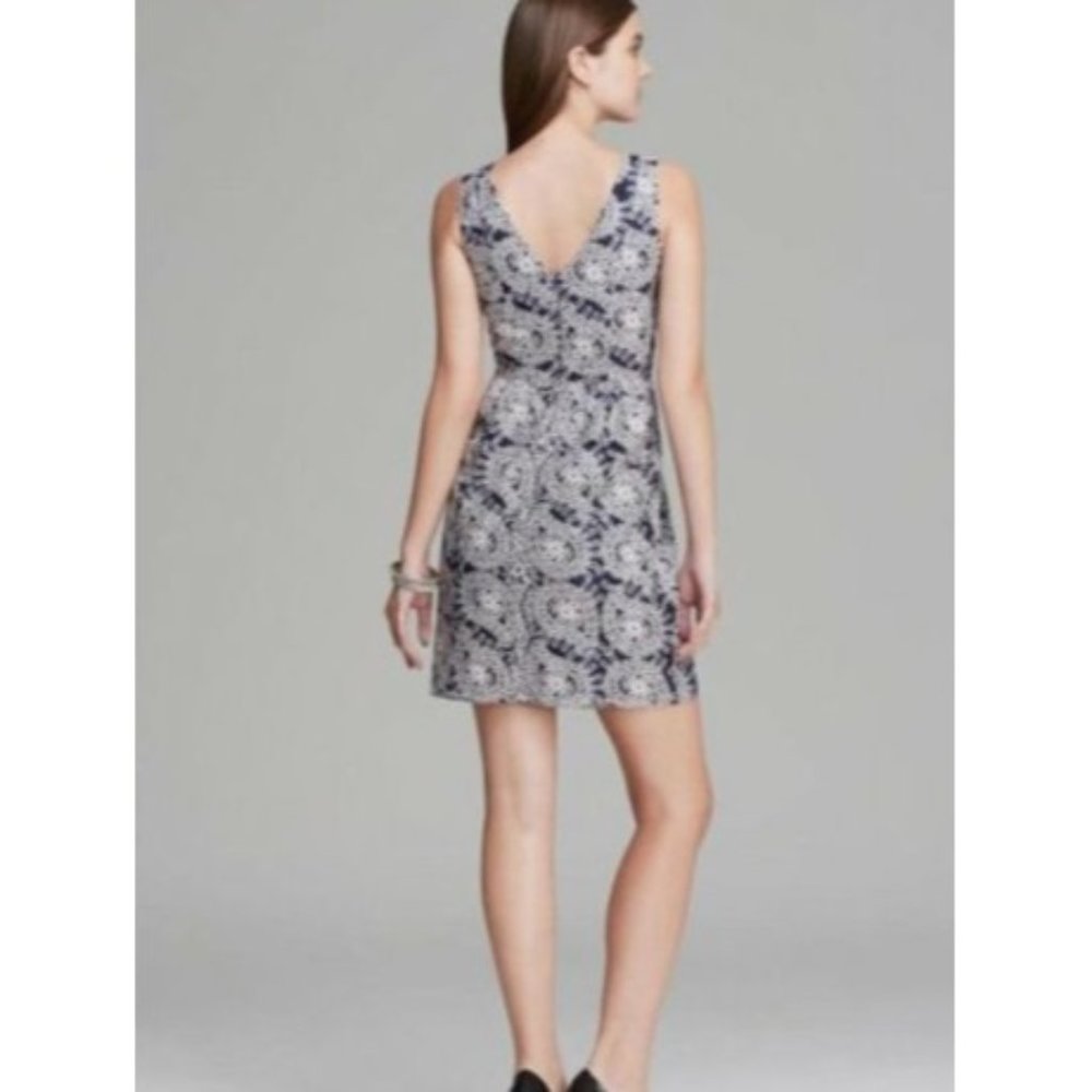 Shoshanna Women's Blue & White Geo Print Shear Floral Lace Mini Dress Size 0/ XS - Picture 3 of 14